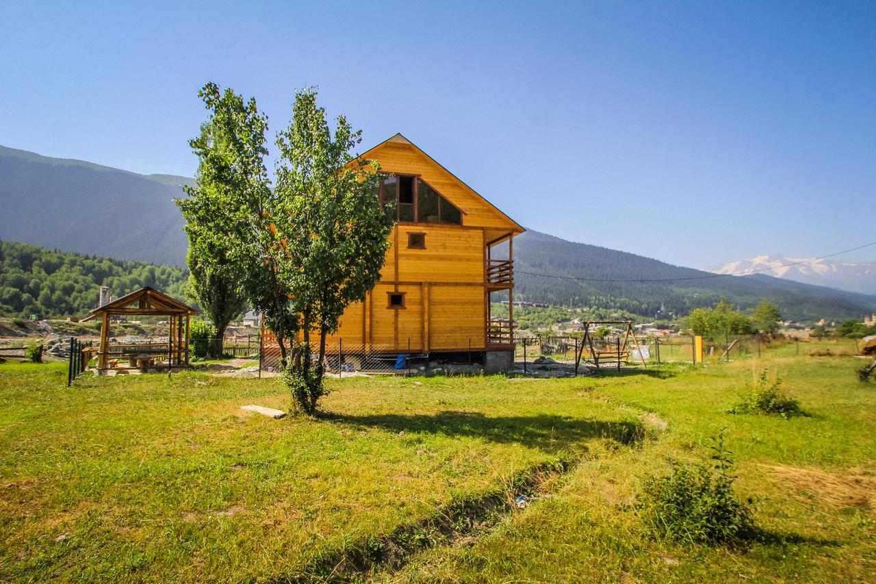 Guesthouse Gio Kashveti Exteriör bild